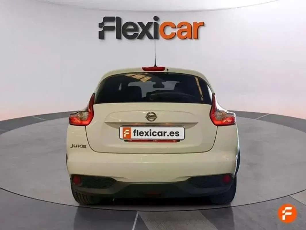 Usado Nissan Juke Acenta 116 CV (85 kW) 2017 Blanco SUV
