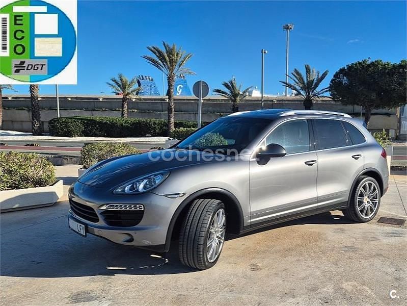 Gris / plata Usado 2011 Porsche Cayenne SUV | 29.900 € (Un poco caro) - Imagen 1/4