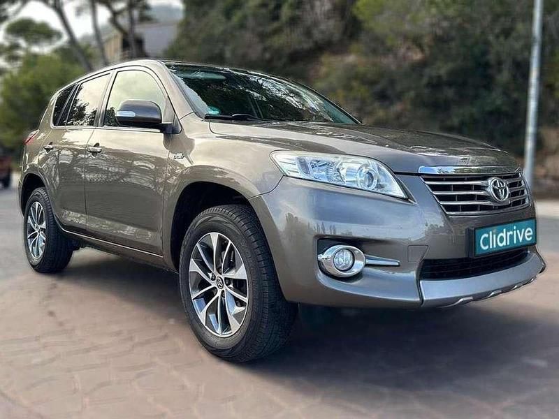 Usado Toyota RAV4 150 CV (110 kW) 2013 Beige SUV