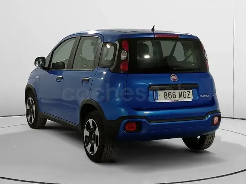 Usado Fiat Panda Cross Cross 70 CV (51 kW) 2023 Azul Utilitario