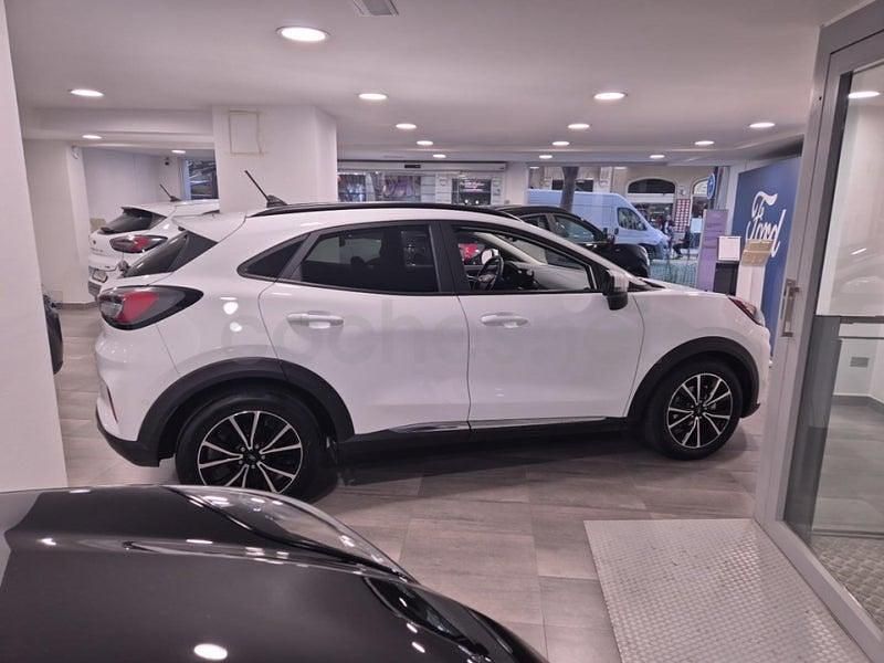 Usado Ford Puma Titanium 125 CV (91 kW) 2022 Blanco SUV
