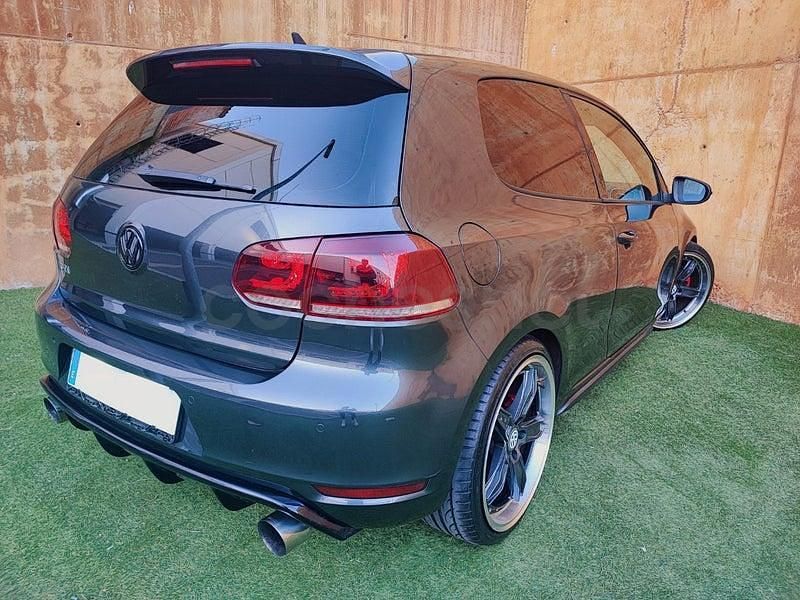 Usado VW Golf VI GTI 210 CV (154 kW) 2011 Gris / plata Utilitario