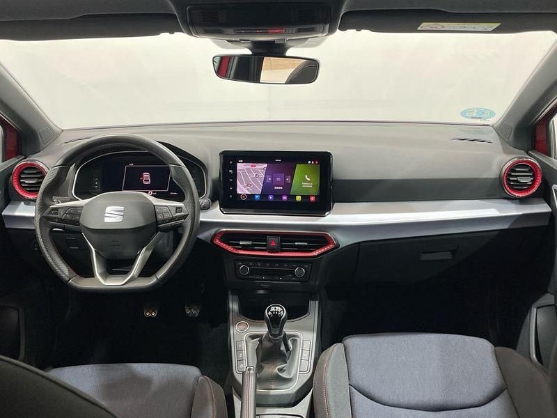 Usado Seat Ibiza FR 115 CV (84 kW) 2024 Rojo Utilitario