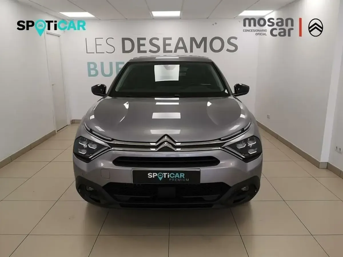 Begagnad Citroën C4 PureTech 131 HK (96 kW) 2024 Grå Sedan