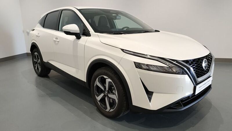 Lunar white (perlada) Usado 2024 Nissan Qashqai N-Connecta SUV | 28.900 € (Precio justo) - Imagen 1/3