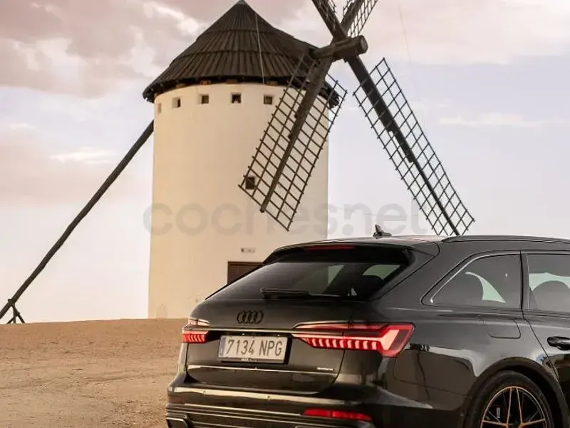 Usado Audi A6 Competition 367 CV (269 kW) 2021 Negro Familiar