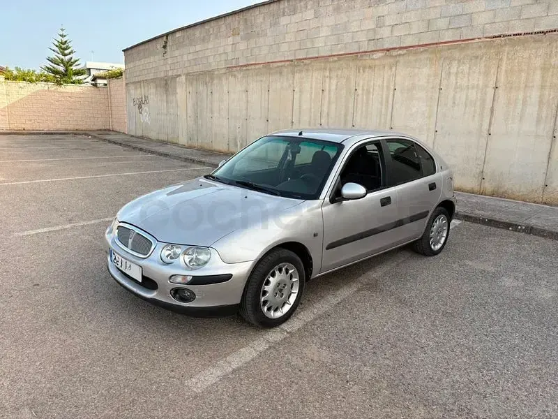 Usado Rover 25 100 CV (73 kW) 2000 Gris / plata Utilitario