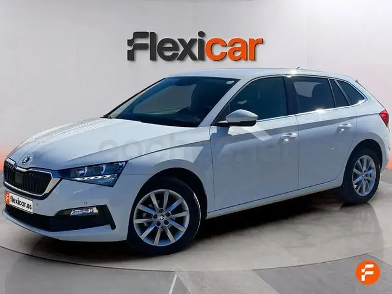 Usado Skoda 110 R 110 CV (80 kW) 2022 Blanco Berlina