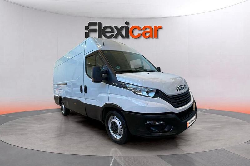 Blanco Usado 2022 Iveco Daily Utilitario | 21.490 € (Precio justo) - Imagen 1/4