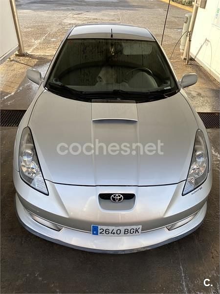 Usado Toyota Celica 143 CV (105 kW) 2001 Gris / plata Coupe