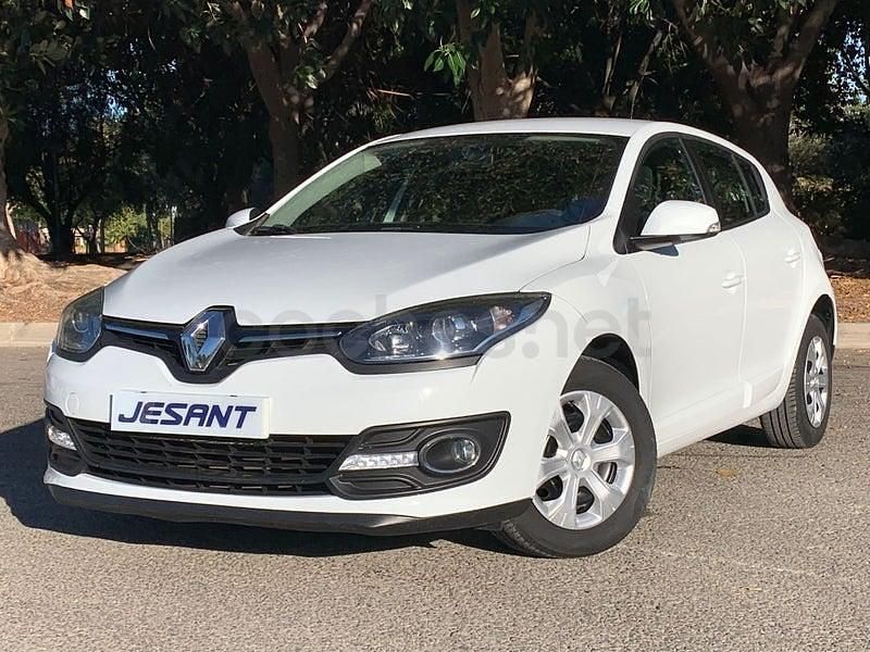 Usado Renault Mégane IV Intens 90 CV (66 kW) 2016 Blanco Berlina