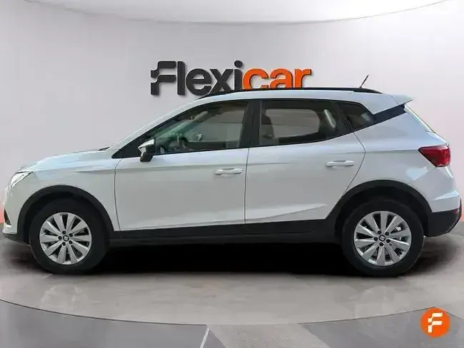 Usado Seat Arona Style 115 CV (84 kW) 2019 Blanco SUV