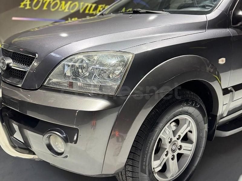 Usado Kia Sorento EX 140 CV (102 kW) 2004 Gris / plata SUV
