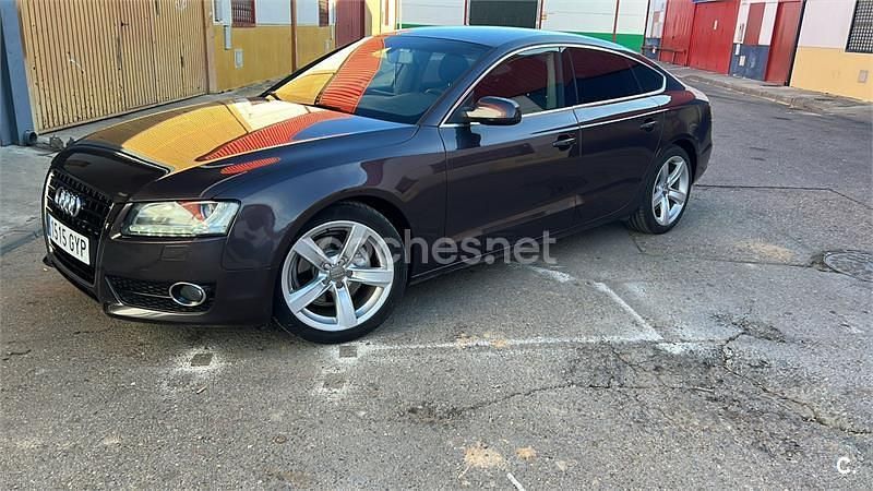 Usado Audi A5 Sportback 170 CV (125 kW) 2010 Violeta / lila Utilitario