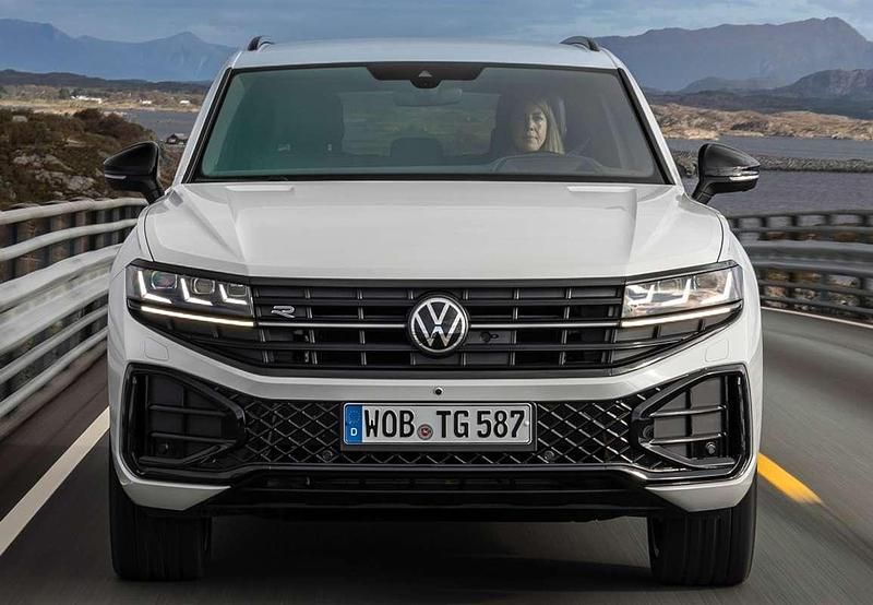 Usado VW Touareg R-line 286 CV (210 kW) 2018 Azul SUV