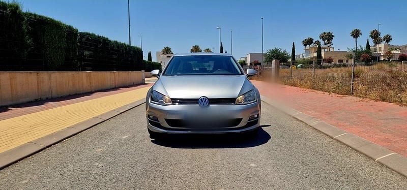 Gris Usado 2016 VW Golf VII | 12.900 € (Precio justo) - Imagen 1/2
