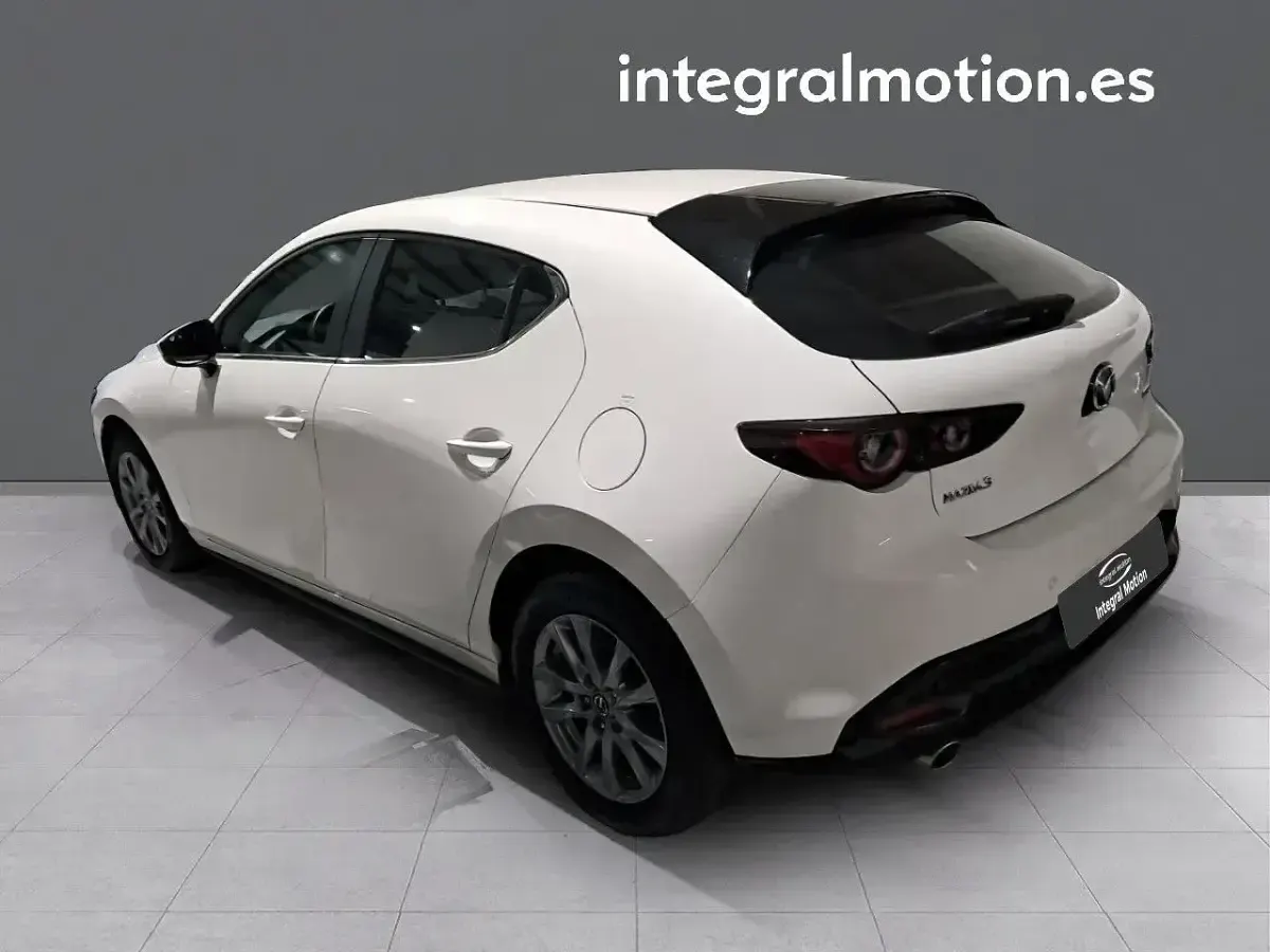 Usado Mazda 3 Prime-Line 140 CV (102 kW) 2025 Blanco