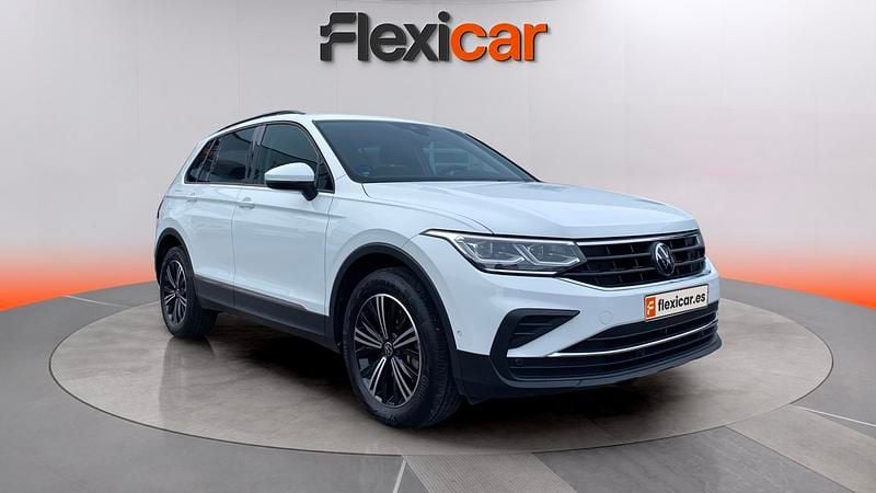 Usado VW Tiguan Life 245 CV (180 kW) 2022 Blanco SUV
