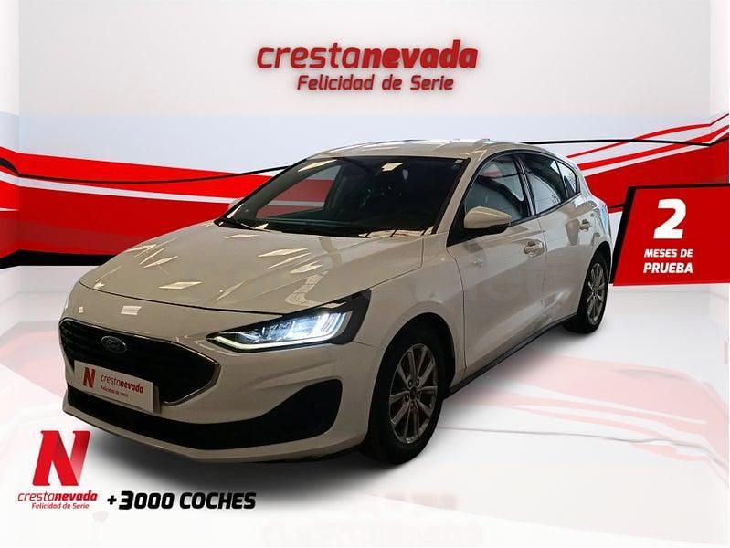 Usado Ford Focus Trend 120 CV (88 kW) 2022 Blanco Berlina