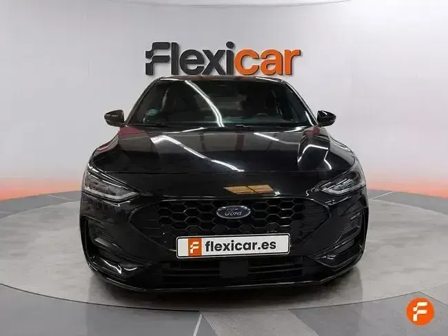 Usado Ford Focus ST-Line 125 CV (91 kW) 2023 Negro Berlina