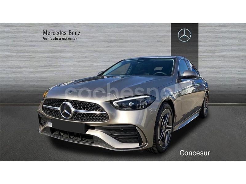 Gris / plata Usado 2024 Mercedes C200 Berlina | 44.900 € (Precio justo) - Imagen 1/3