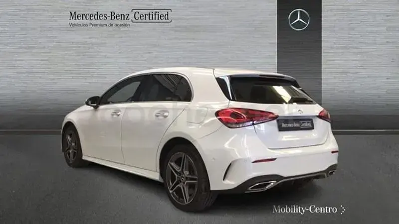 Usado Mercedes A250 218 CV (160 kW) 2022 Blanco digital Berlina