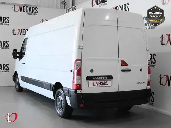 Usado Renault Master 136 CV (100 kW) 2024 Blanco Monovolumen