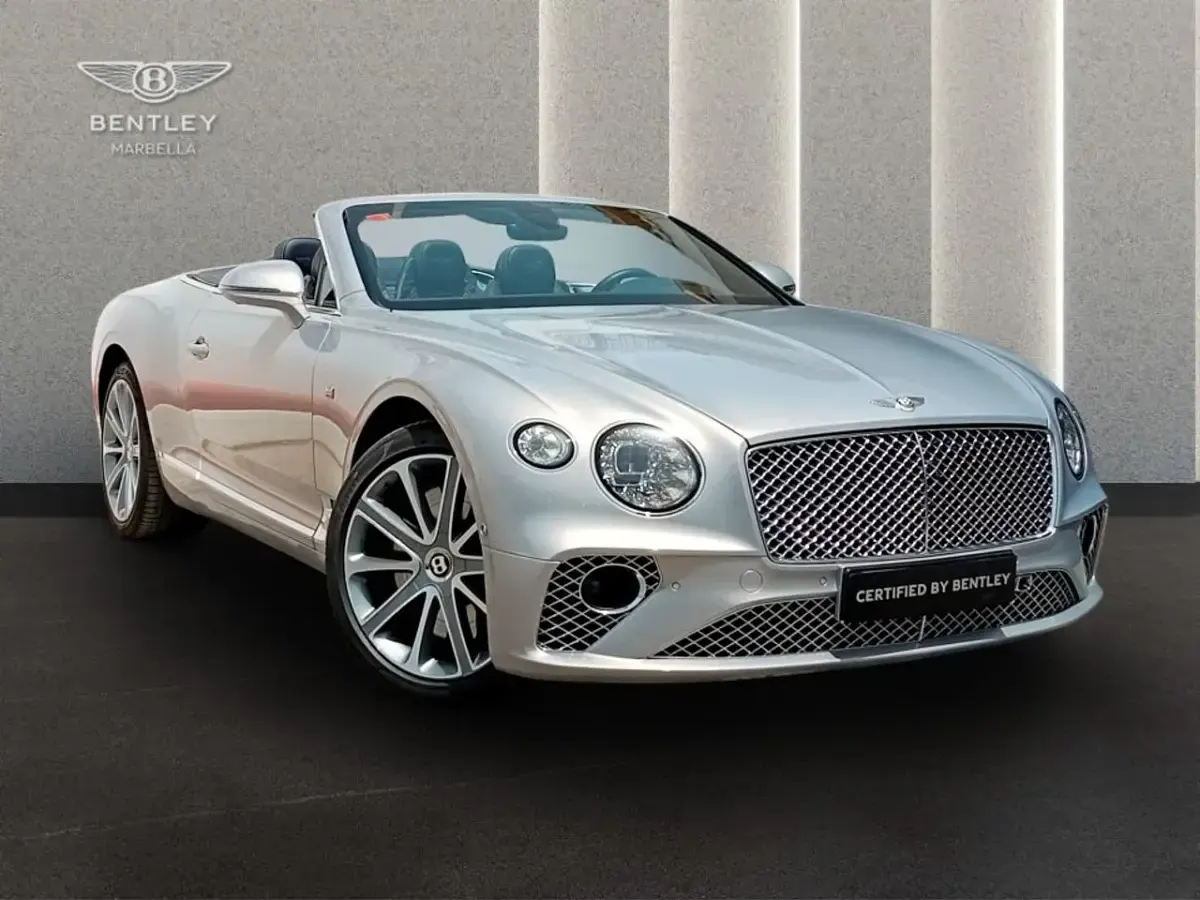Usado Bentley Continental GT Convertible 635 CV (467 kW) 2019 Plata metalizado Descapotable