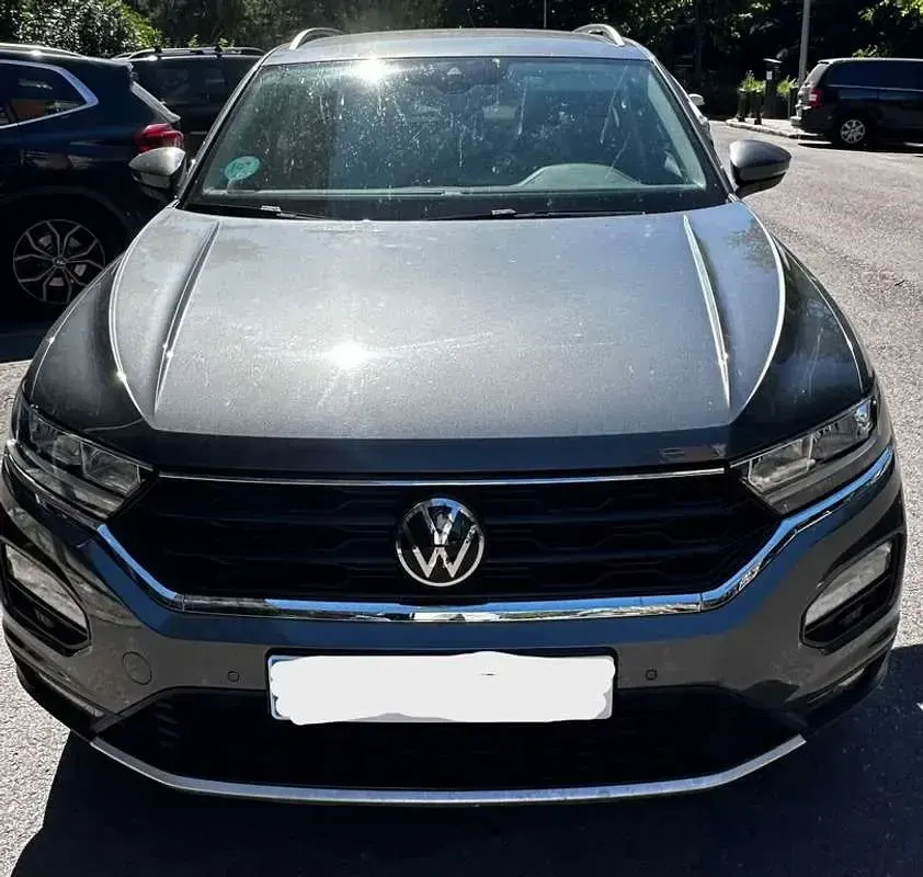 Usado VW T-Roc Advance 116 CV (85 kW) 2021 Gris SUV