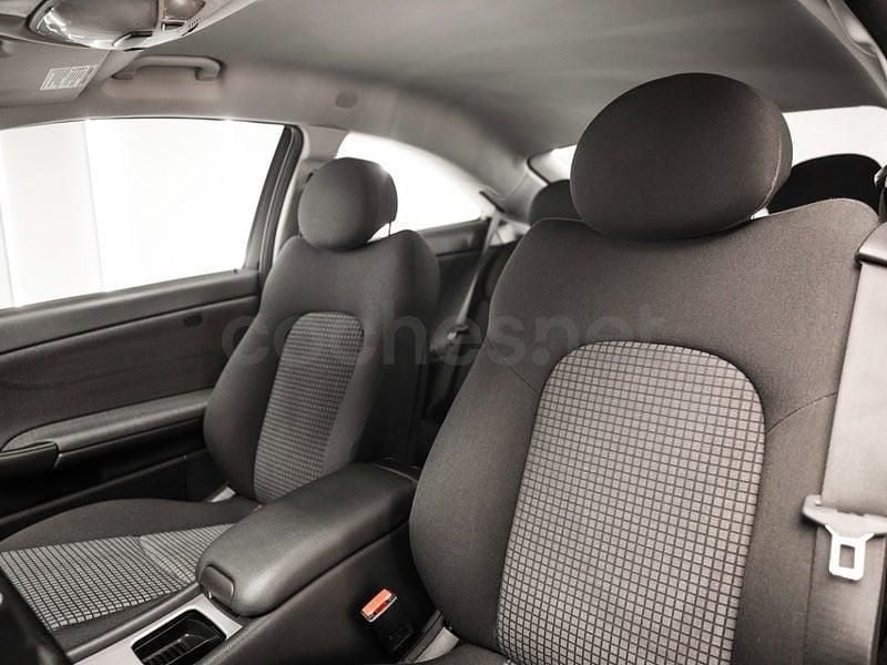 Usado Mercedes C220 Sport Edition 150 CV (110 kW) 2006 Negro Berlina