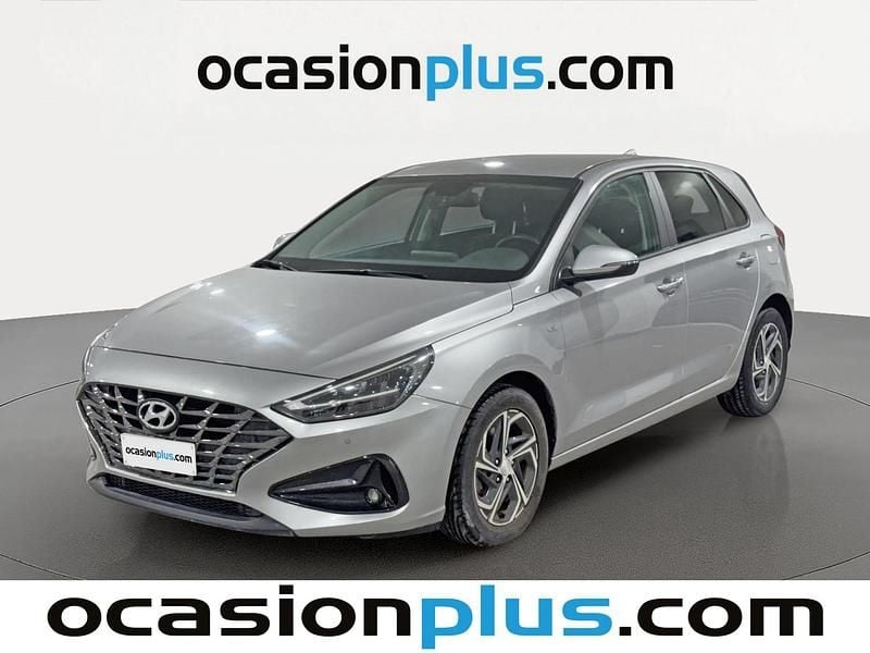 Gris plata Usado 2022 Hyundai i30 Utilitario | 15.410 € (Precio justo) - Imagen 1/4