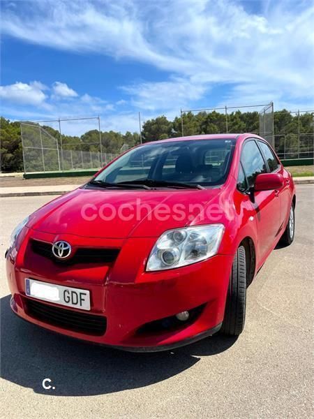 Rojo Usado 2008 Toyota Auris Sol Berlina | 4550 € (Precio justo) - Imagen 1/4