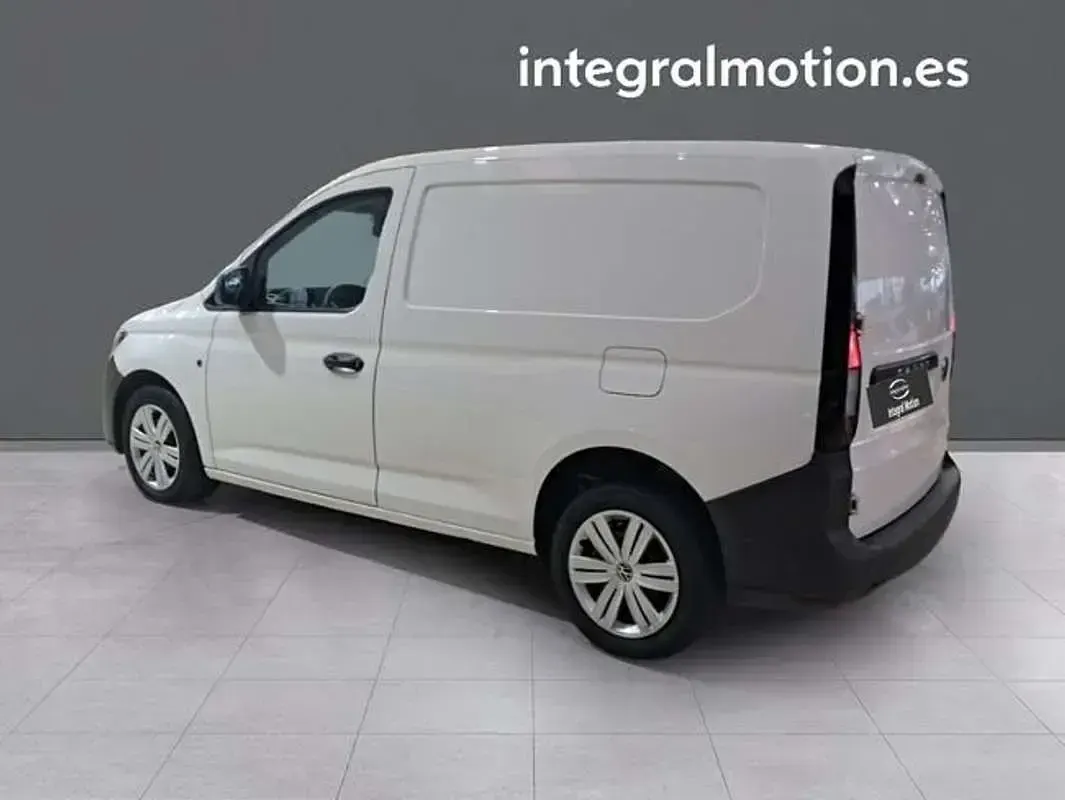 Usado VW Caddy 102 CV (75 kW) 2021 Blanco Monovolumen