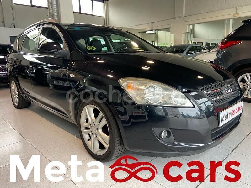 Negro Usado 2007 Kia Ceed Utilitario | 5990 € - Imagen 1/4