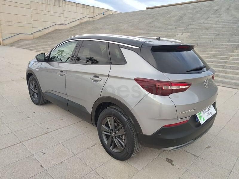 Usado Opel Grandland X Edition 131 CV (96 kW) 2021 Gris SUV