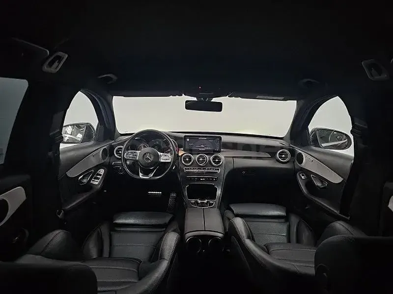 Usado Mercedes C200 160 CV (117 kW) 2019 Azul Familiar