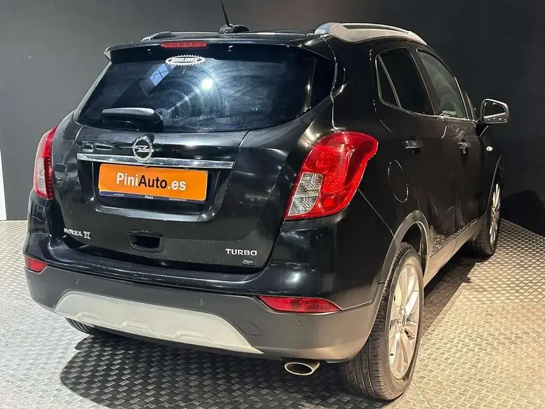Käytetty Opel Mokka Selective 139 HP (102 kW) 2018 Musta Katumaasturi