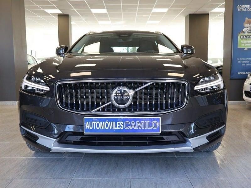 Usado Volvo V90 CC Ultimate 197 CV (144 kW) 2022 Gris / plata Familiar