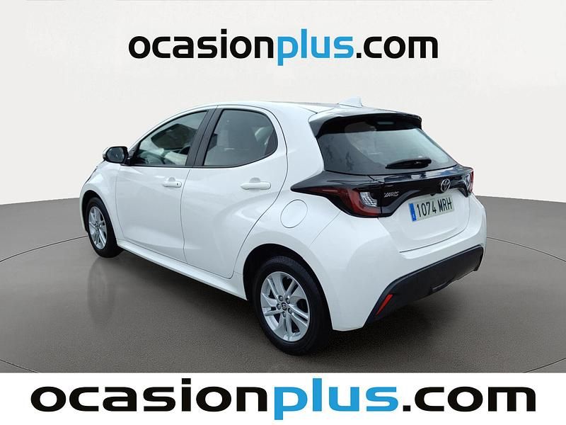 Usado Toyota Yaris Edition 125 CV (91 kW) 2024 Blanco Utilitario