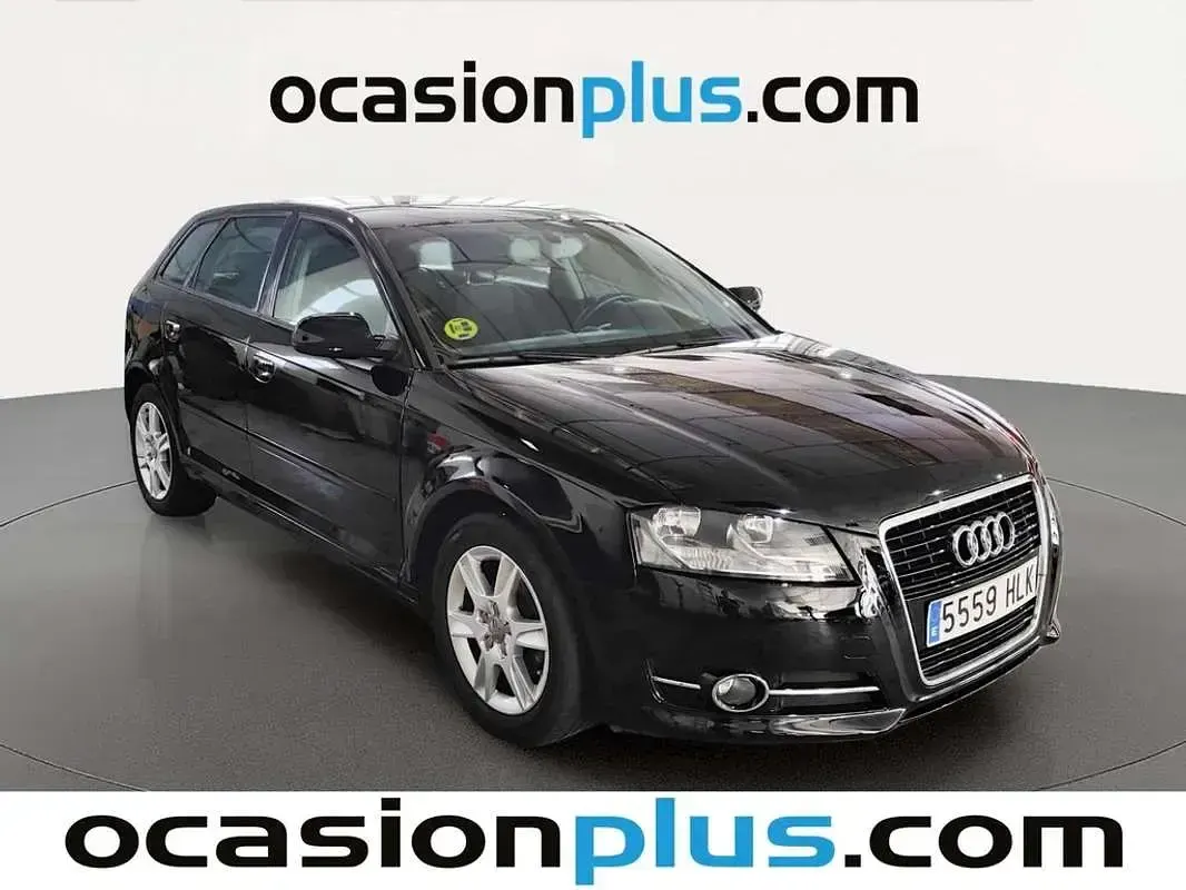 Usado Audi A3 Sportback Ambiente 105 CV (77 kW) 2012 Negro Utilitario