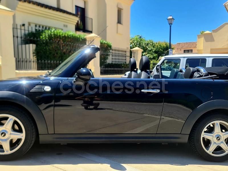 Usado Mini Cooper Cabriolet 120 CV (88 kW) 2010 Negro Descapotable