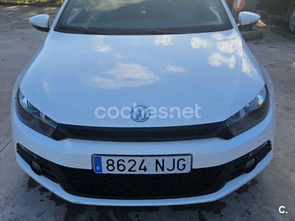 Blanco Usado 2011 VW Scirocco Coupe | 8540 € (Un poco caro) - Imagen 1/4