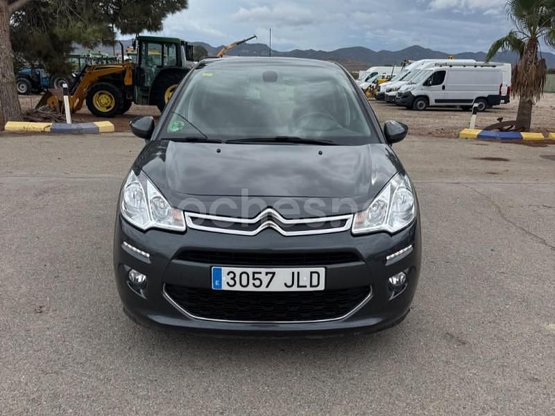 Gris / plata Usado 2015 Citroën C3 Exclusive Utilitario | 8700 € (Precio justo) - Imagen 1/4