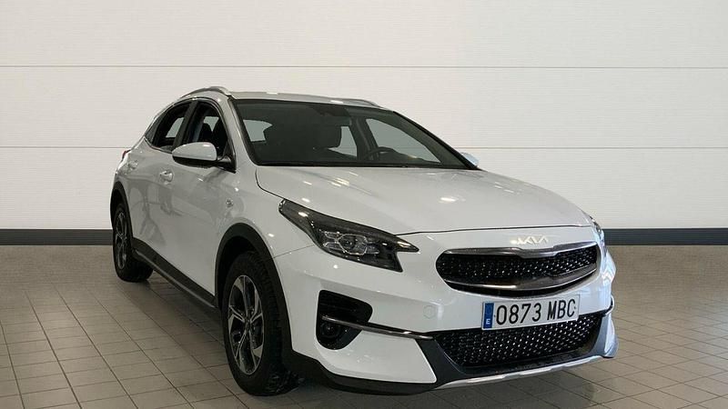 Usado Kia XCeed 120 CV (88 kW) 2022 Blanco SUV