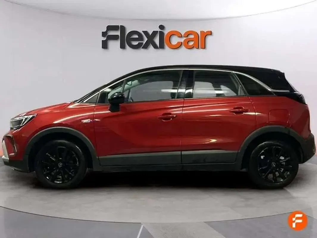 Usado Opel Crossland GS Line 110 CV (80 kW) 2021 Rojo SUV