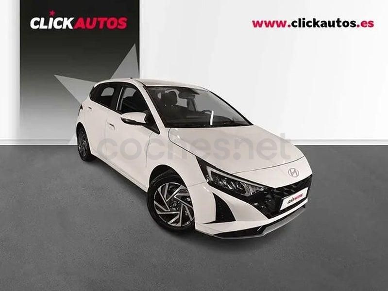 Usado Hyundai i20 100 CV (73 kW) 2025 Blanco Utilitario
