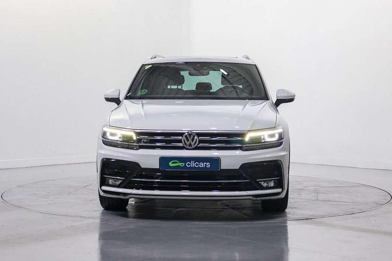 Usado VW Tiguan R-line 150 CV (110 kW) 2020 Blanco SUV