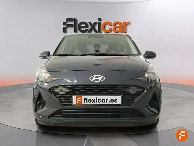 Używany Hyundai i10 67 KM (49 kW) 2023 Czarny Hatchback