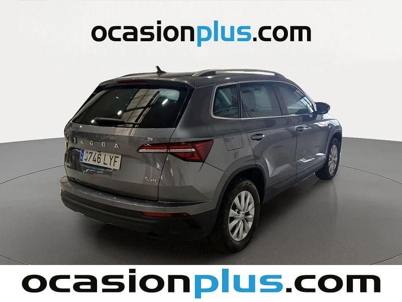 Käytetty Skoda Karoq Ambition 150 HP (110 kW) 2022 Harmaa Katumaasturi