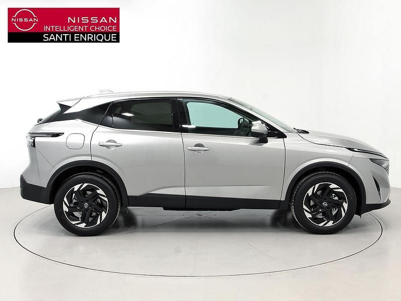 Usado Nissan Qashqai N-Connecta 140 CV (102 kW) 2024 Gris SUV
